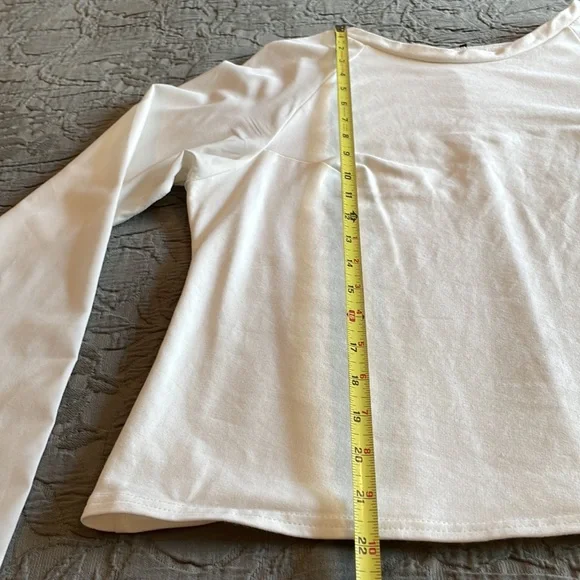 🛍Top🛍 - Picture 2 of 5